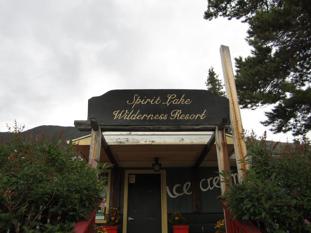 Spirit Lake Lodge Whitehorse Exteriér fotografie
