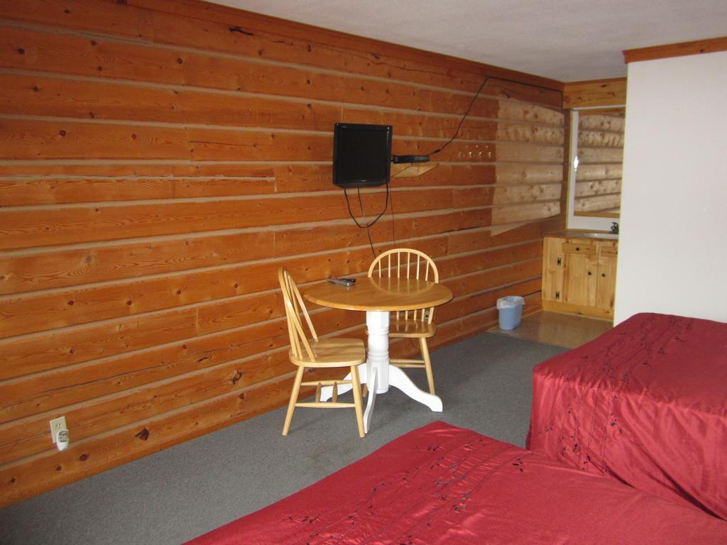 Spirit Lake Lodge Whitehorse Pokoj fotografie