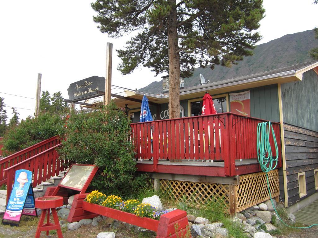 Spirit Lake Lodge Whitehorse Exteriér fotografie