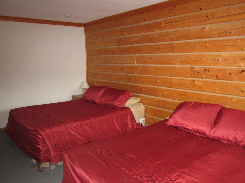 Spirit Lake Lodge Whitehorse Pokoj fotografie