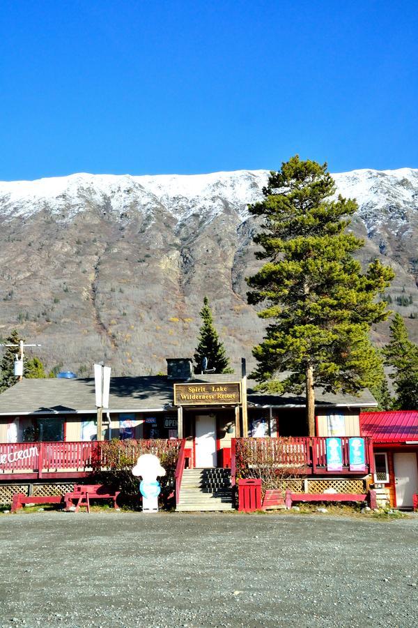 Spirit Lake Lodge Whitehorse Exteriér fotografie